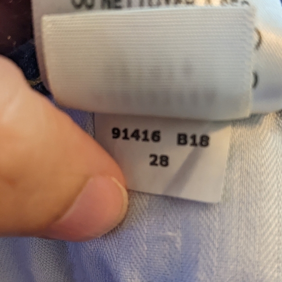 7 For All Mankind High Rise Raw Hem Boot Cut Jeans Sz 28 - Picture 12 of 13